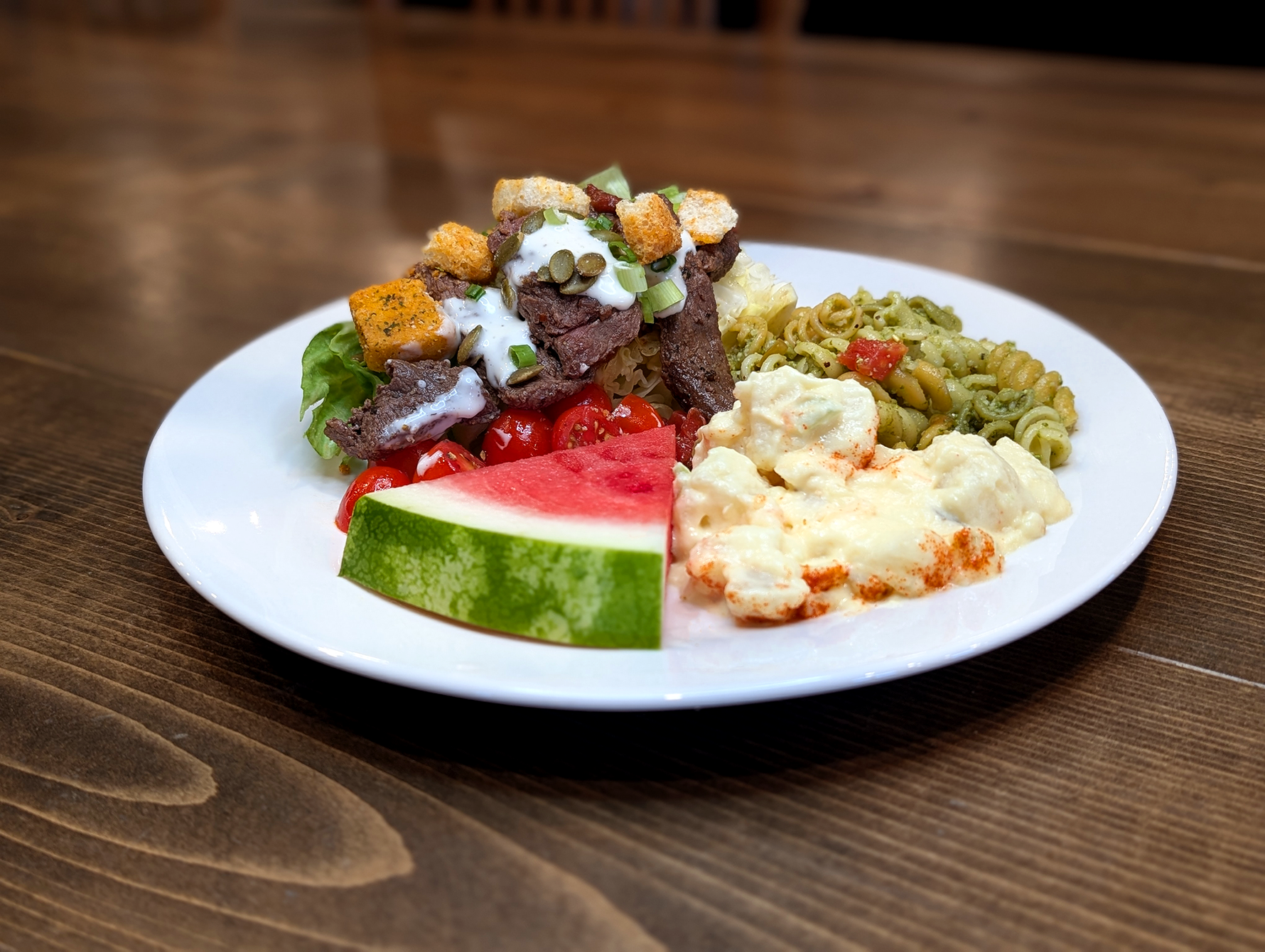 Summertime Seared Steak Salad